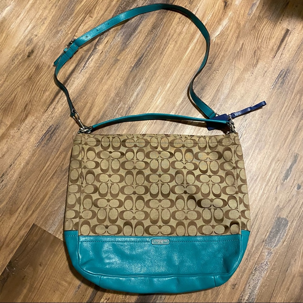 Coach | Hobo Crossbody | D1376-F23279